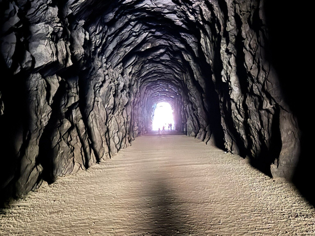 Othello Tunnels-霍普必去景点