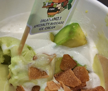 Chạm Coffee & Avocado Ice Cream II