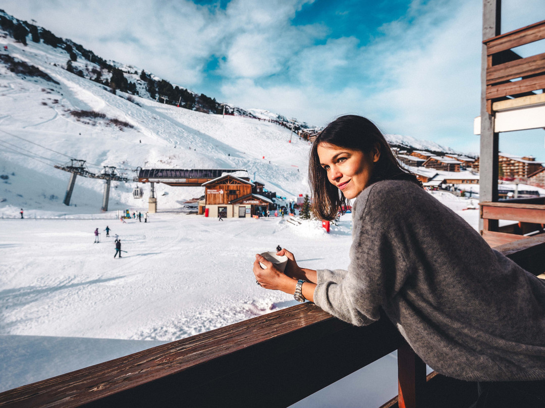 瓦隆峰酒店主图
