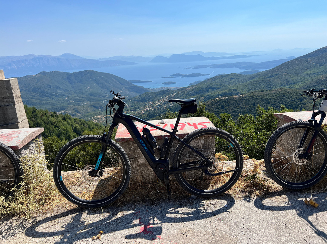 Lefkada e-Bike Adventures-Karya必去景点