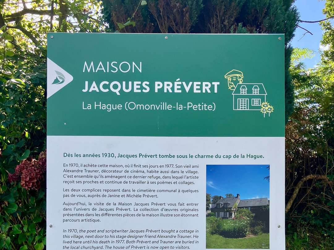 Jardins en Hommage à Jacques Prévert-Saint-Germain-des-Vaux必去景点