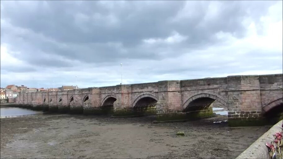 The Elizabethan Town Walls-特威德河畔贝里克必去景点