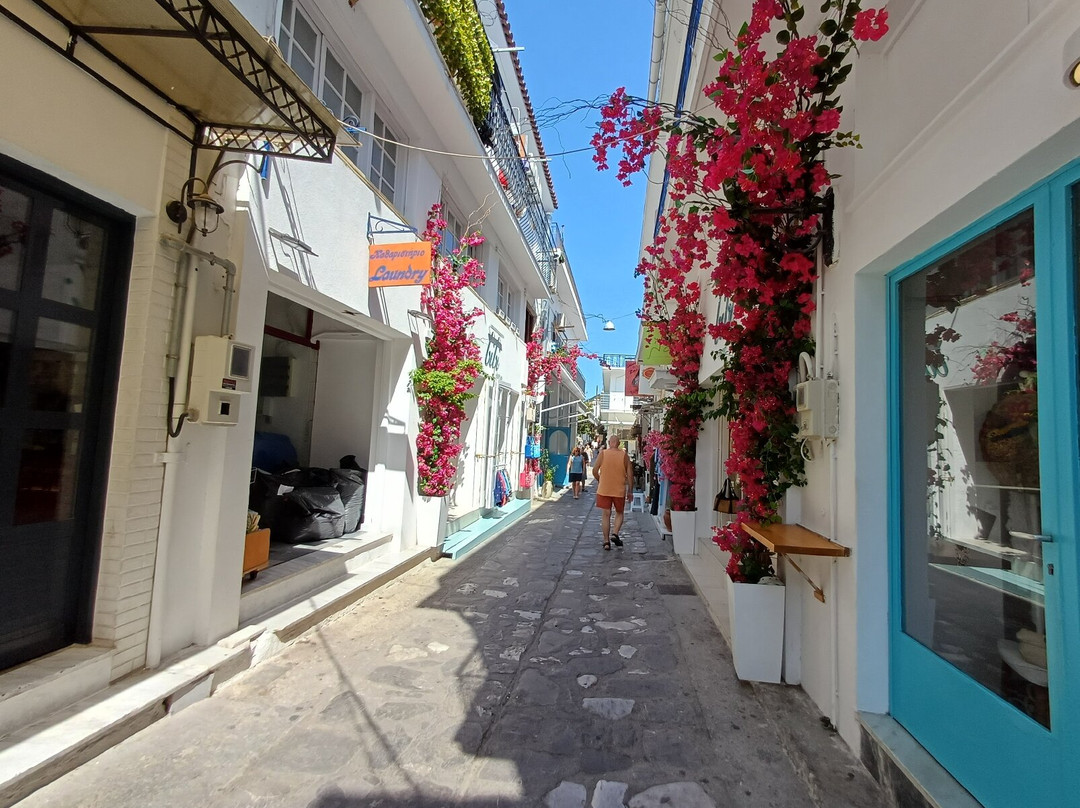 Thymi's Home Hotel主图