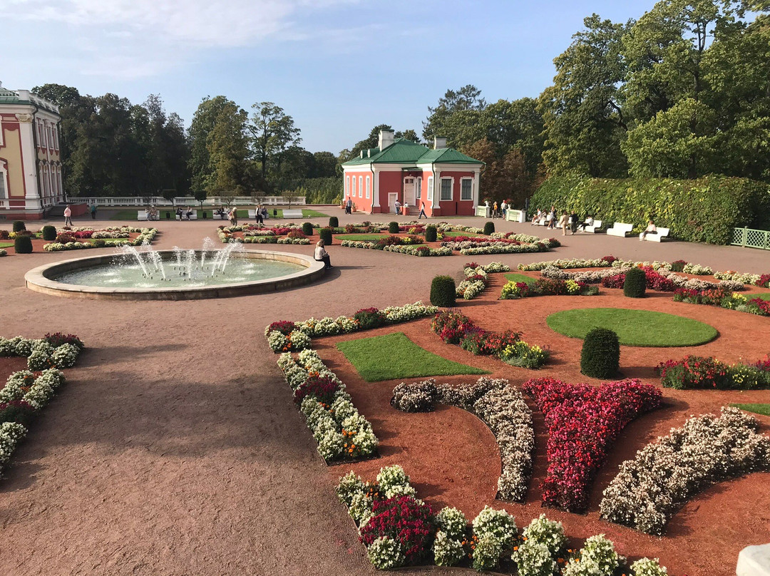 Kadriorg Park-塔林必去景点