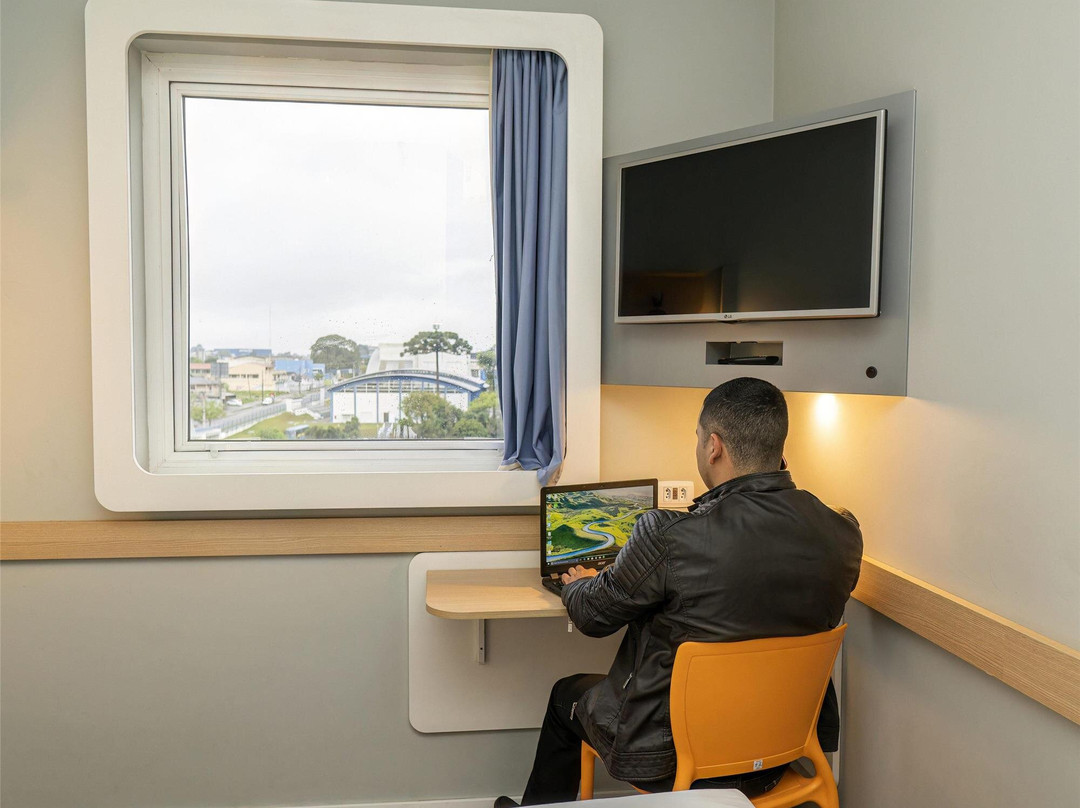 Sao Jose Dos Pinhais酒店住宿-库里提巴机场宜必思快捷酒店