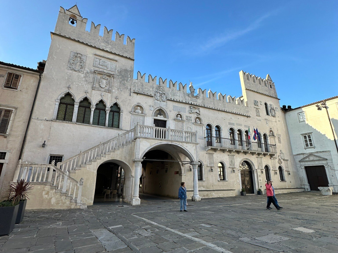 Praetorian Palace-科佩尔必去景点