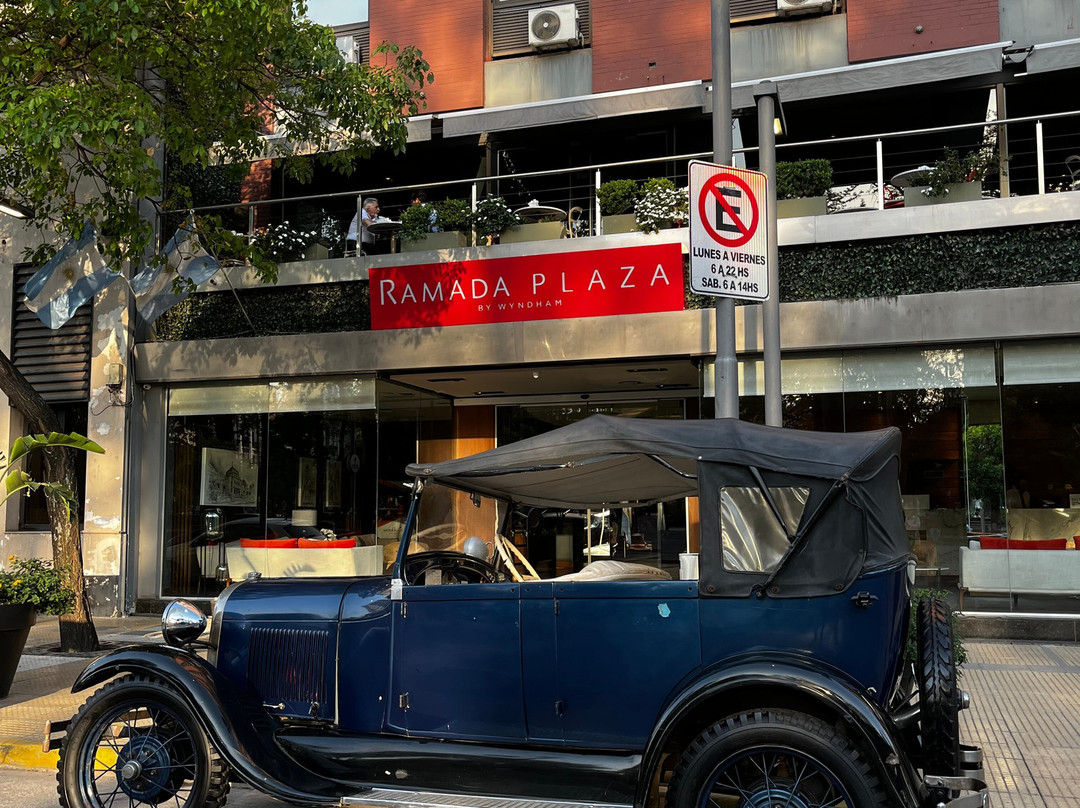 Hotel Garden Plaza主图