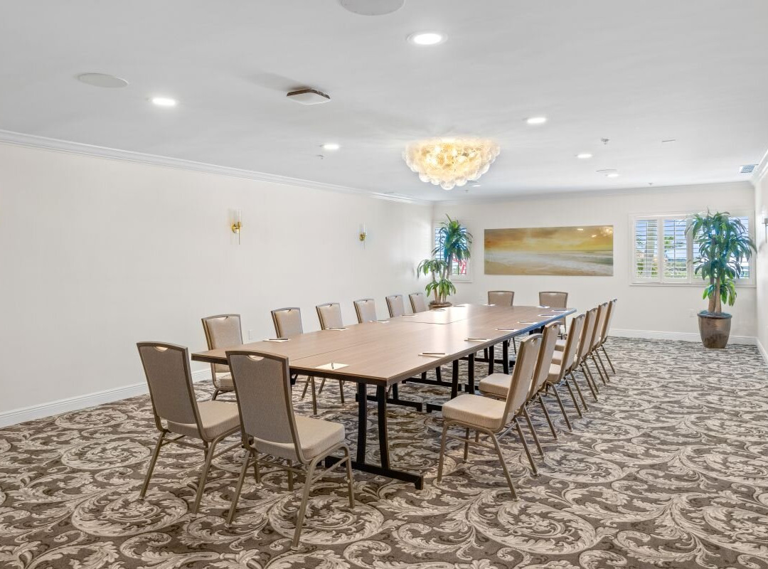 日晷海滩度假温泉酒店主图