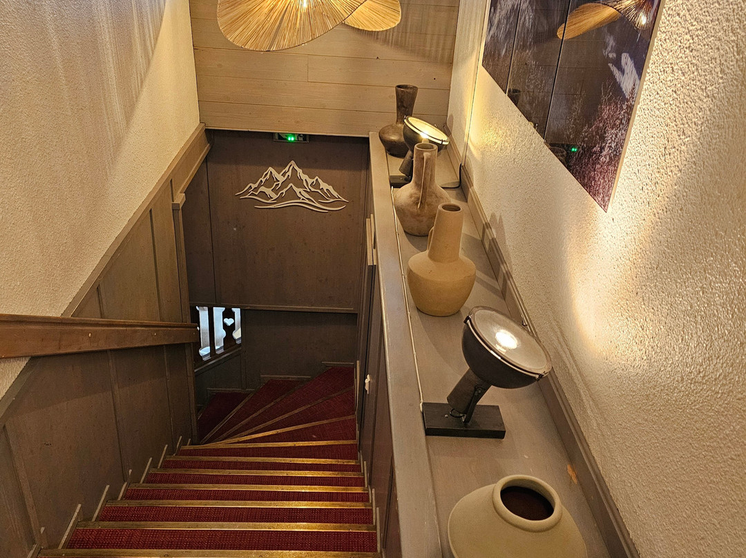 佩尔武酒店主图