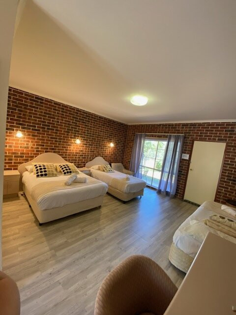 Ettamogah Grand National Motel主图