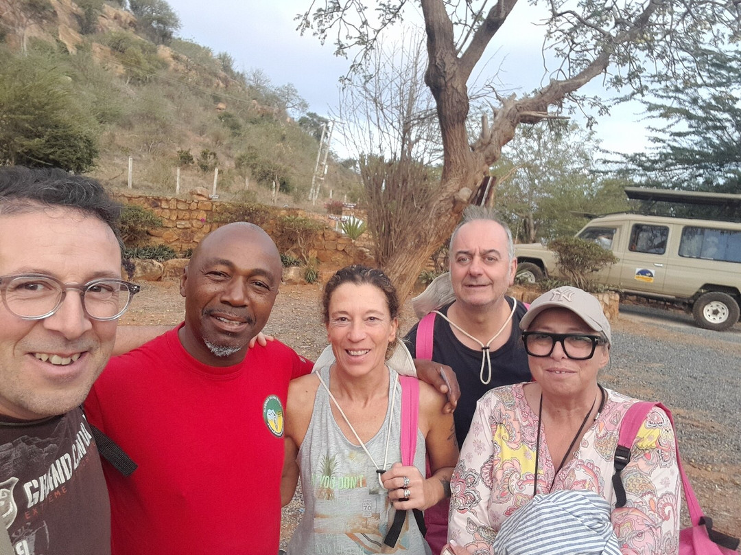 Agenzia Safari Vera Africa-东察沃国家公园必去景点