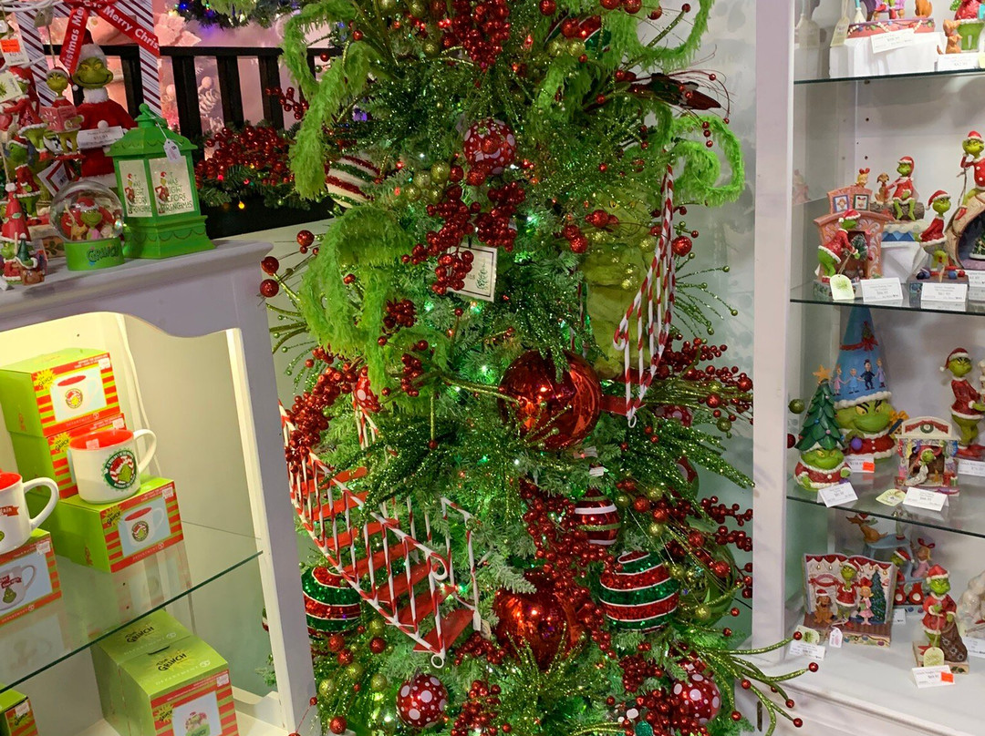 Tis The Season Christmas Shoppe-Millersburg必去景点