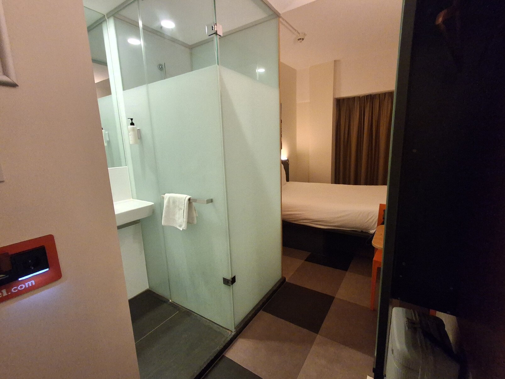 easyHotel Amsterdam Zaandam-官方