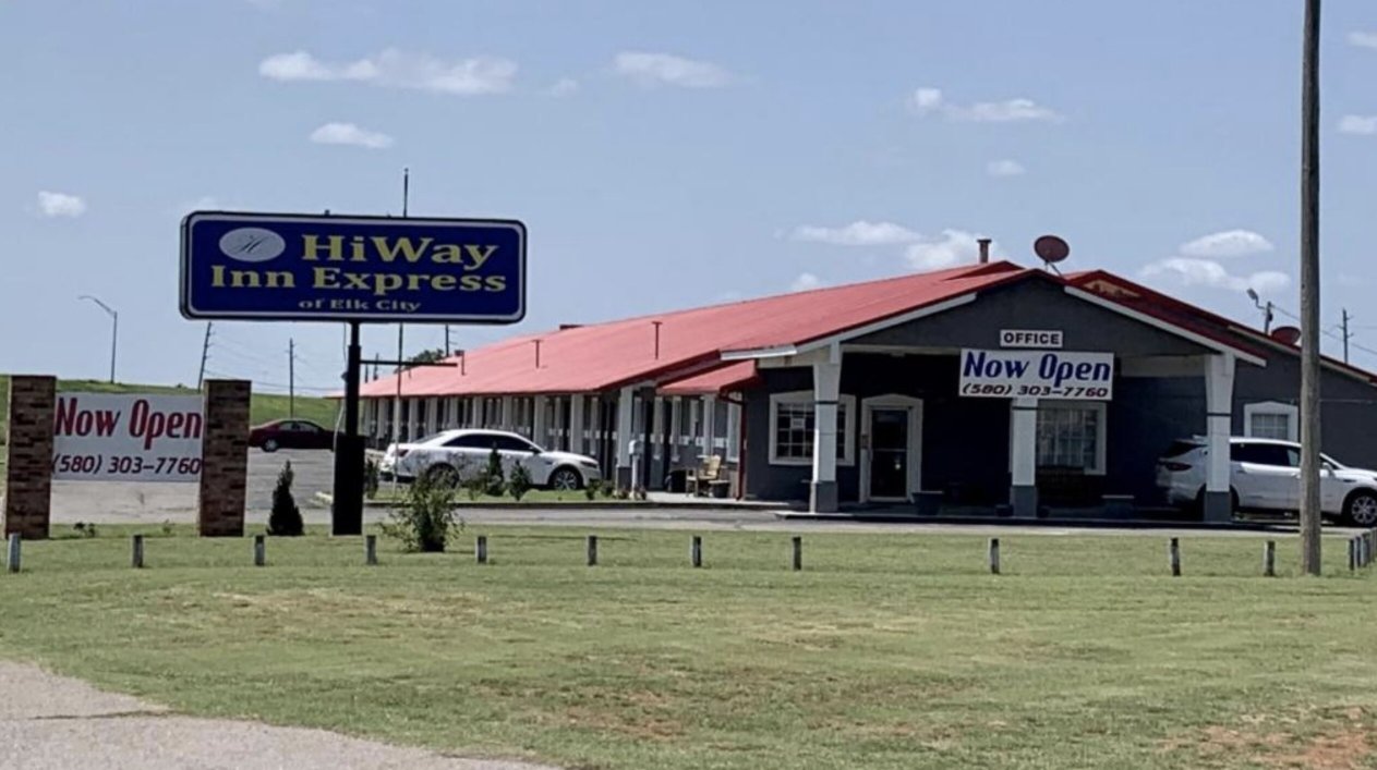 HiWay Inn Express Elk City Route 66-浴室