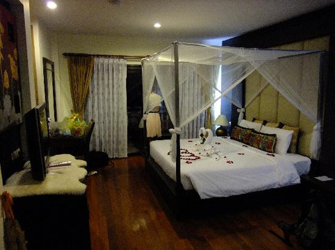 密崖精品度假村主图