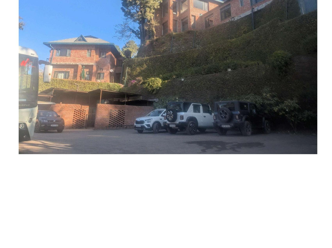 Baikunth Resort Kasauli By Leisure Hotels主图