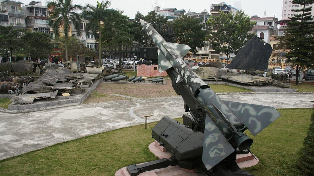 B52 Victory Museum-河内必去景点