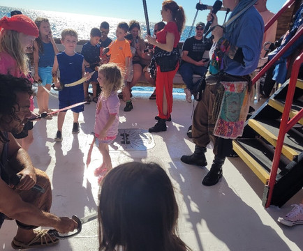 Florida Pirate Cruise-迈尔斯堡海滩必去景点