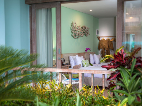 努沙蓝梦岛马哈吉利度假村主图