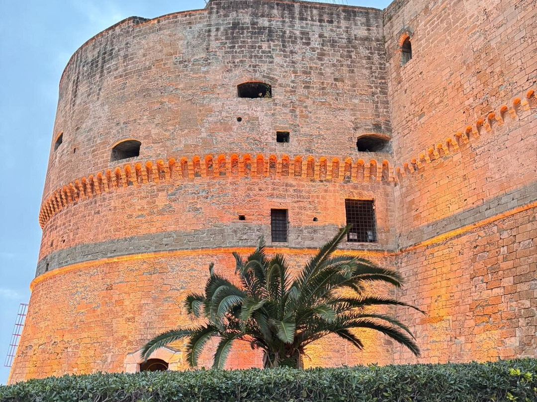Castello Aragonese-塔兰托必去景点