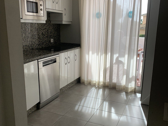 卡拉翁达钟楼酒店主图