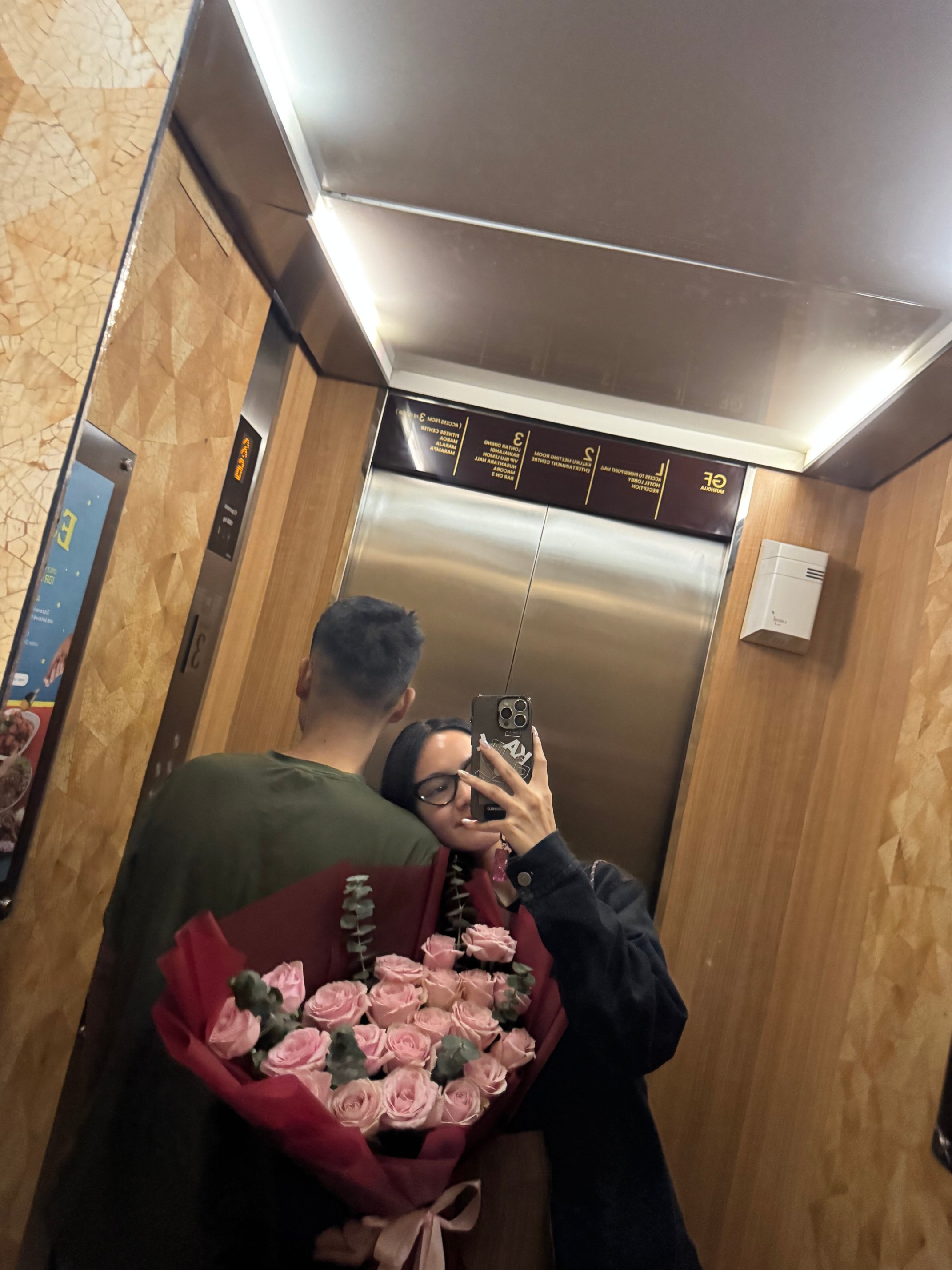 The Rinra Makassar-官方