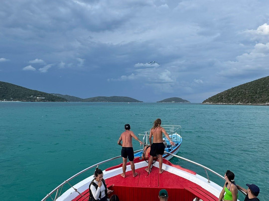 Embarcacao Ericka Barreto-阿拉伊阿尔港必去景点