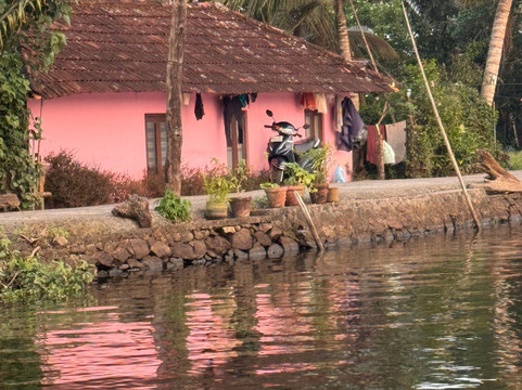 Spice Routes Luxury Cruises-Kainakary必去景点