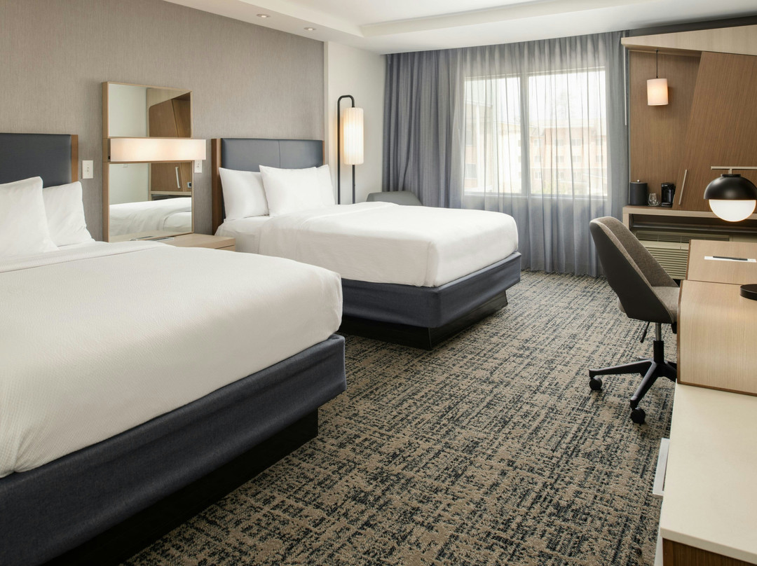 休斯敦城市广场万怡酒店主图