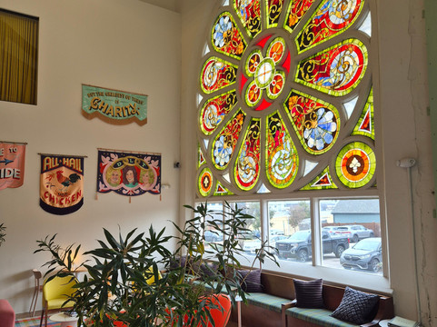 拉塞尔酒店主图