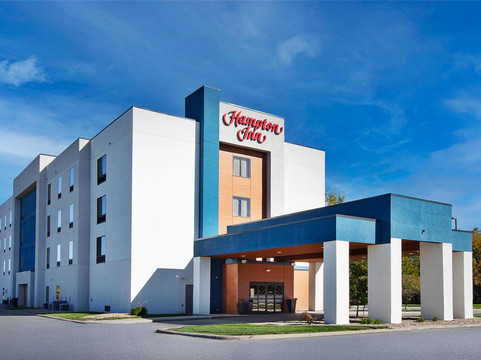 贝尔维尤欢朋酒店主图