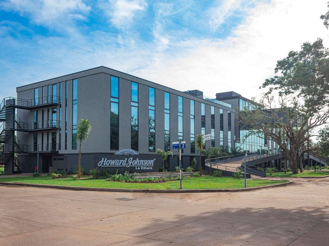 Howard Johnson by Wyndham Resistencia La Ribera