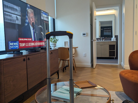 底特律毛毛虫公寓主图