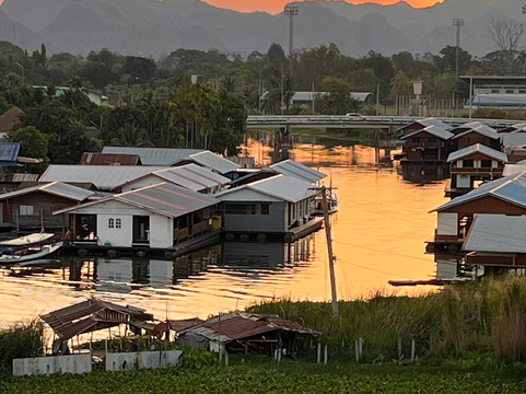 Skywalk Songkwae Mae klong-北碧必去景点