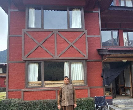 Pahalgam Hotel Riverside Luxury主图