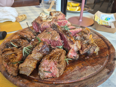 巴迪亚农场旅馆主图