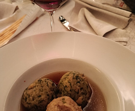 摩纳哥体育酒店主图