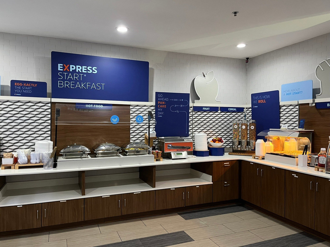 Francisco酒店住宿-Holiday Inn Express & Suites Evansville North By IHG