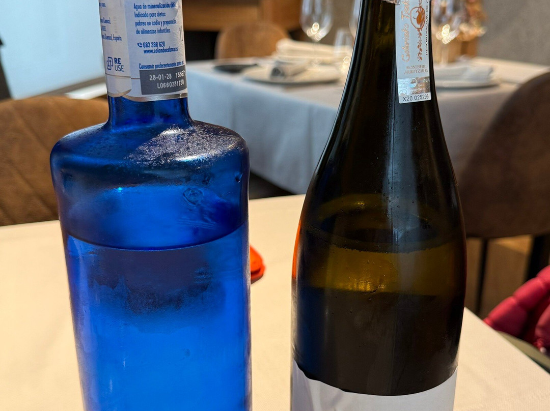 Abadesa Restaurante Hotel主图