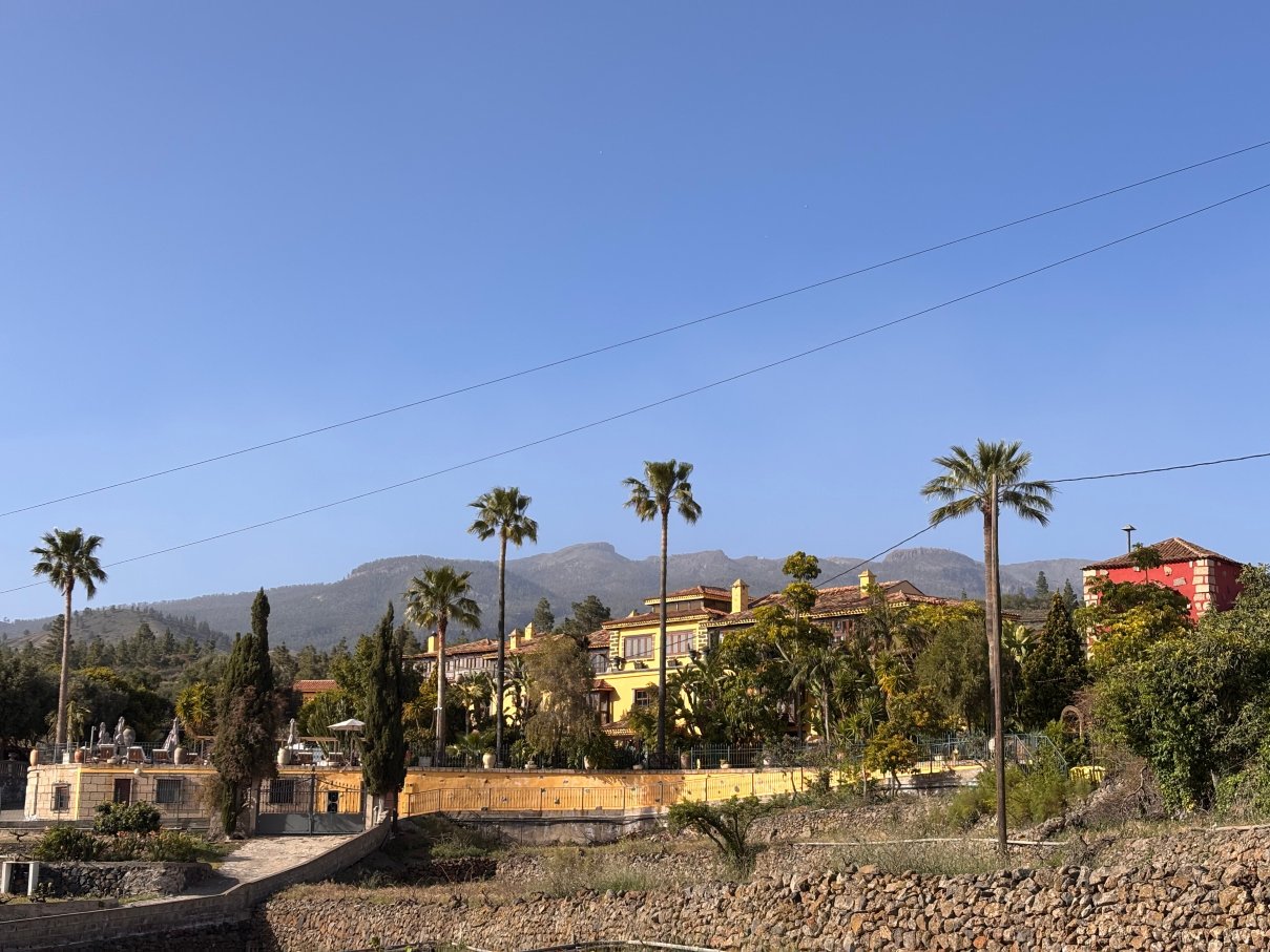 Hotel El Nogal-官方