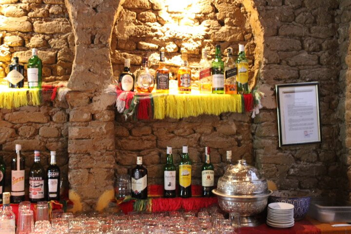 夏露卡阿尔方德古堡酒店主图