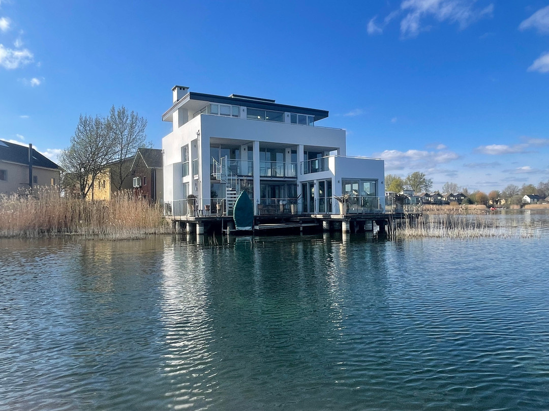 Lower Mill Estate主图