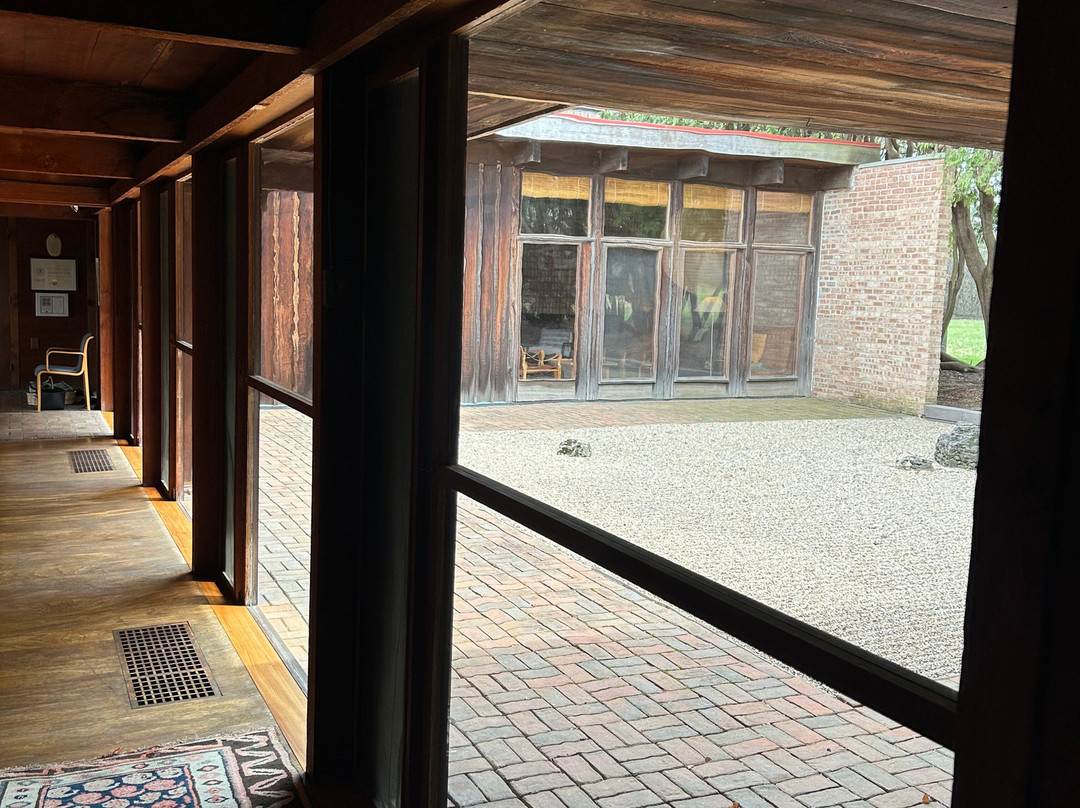 Schweikher House-绍姆堡必去景点