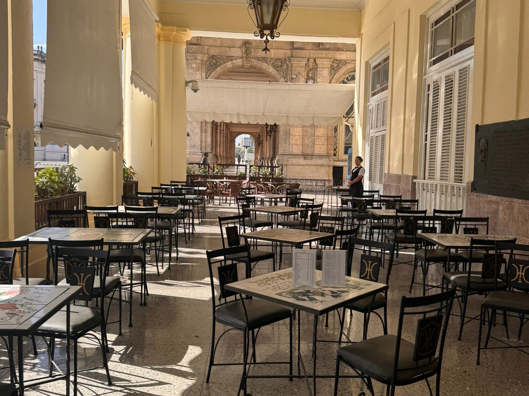 Hotel Inglaterra主图