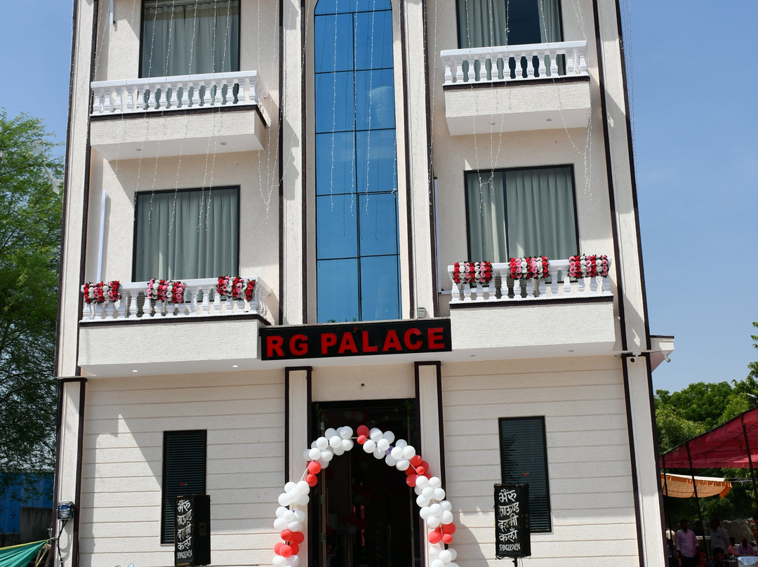 Hotel Rg Palace