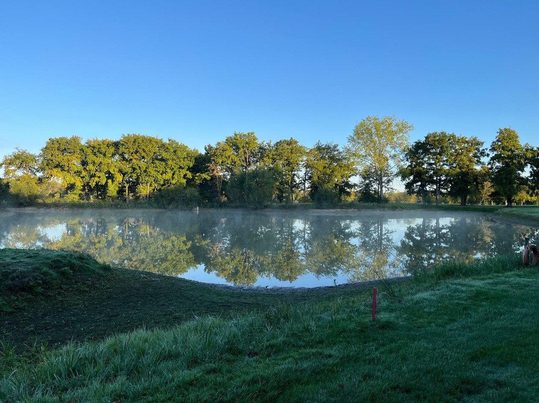 Golf de la Forêt d'Orient-Rouilly Sacey必去景点