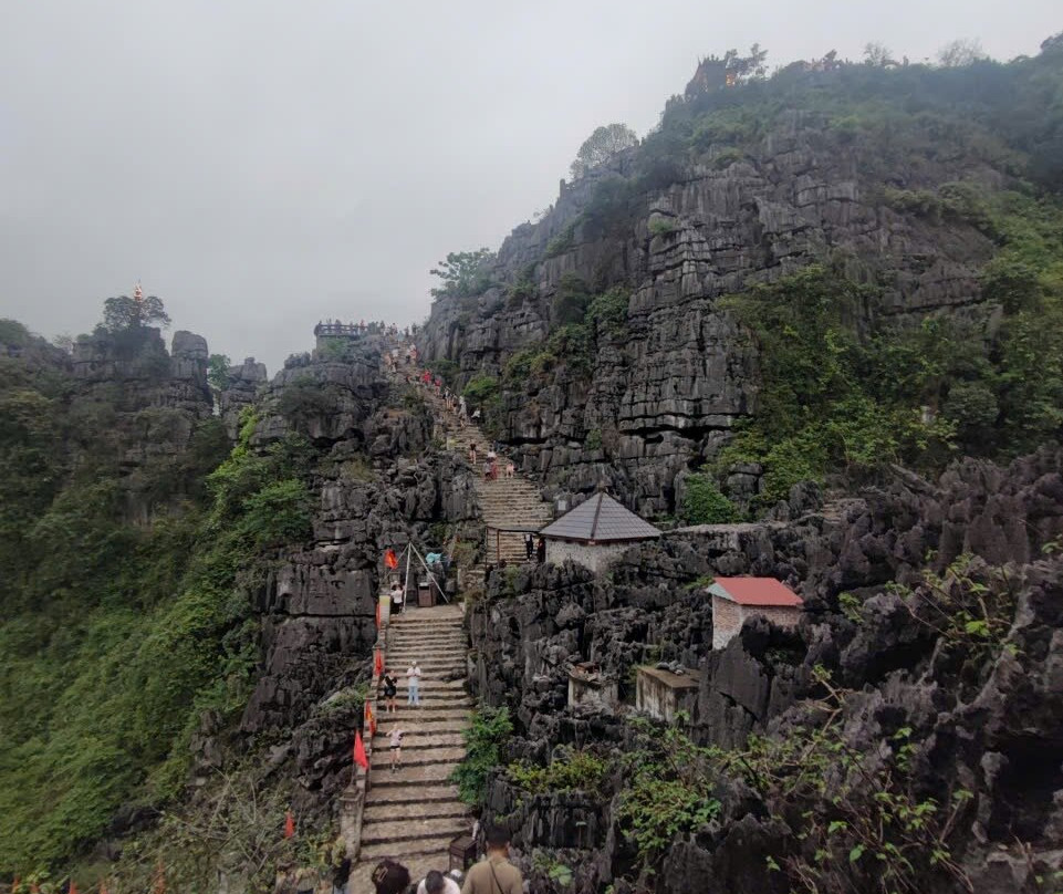 Mua Caves-宁平必去景点