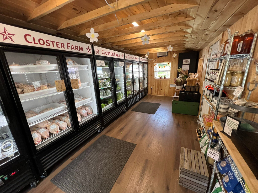 Closter Farm and Livestock Company-Closter必去景点