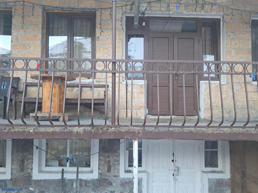 Hotel kazbegi1