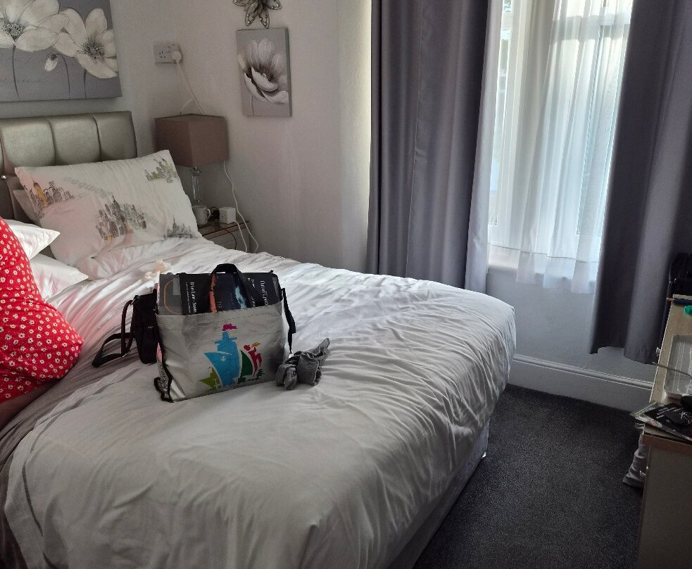 Crowndale Torquay - Exclusively for Adults主图